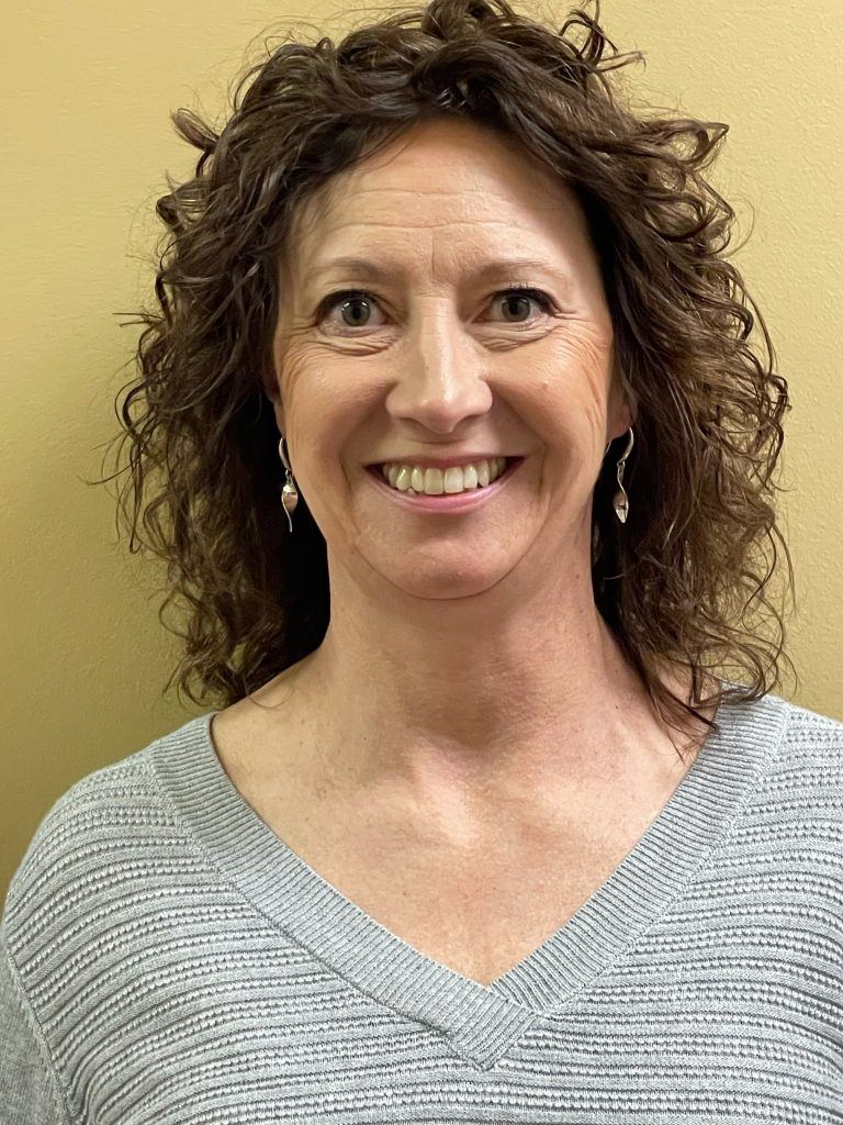 Michelle, a hygiene coordinator for Imperial Dental Care in Hendersonville, TN